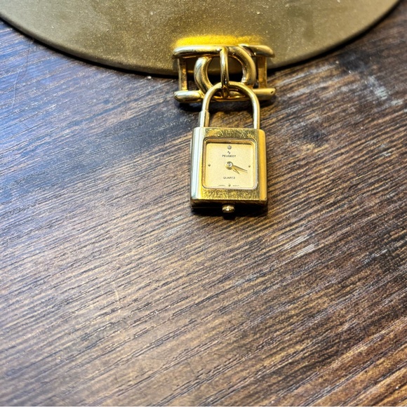 Peugeot Pad Lock Watch Pendant - Picture 3 of 4